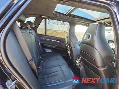 Zdjęcie 11 z 13 samochodu: 2016 BMW X5 M VIN:5YMKT6C58G0R77866 - miniatura