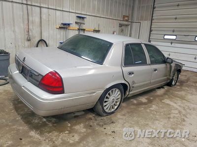 Trzecie zdjęcie samochodu z tyłu: 2011 MERCURY GRAND MARQUIS LS VIN:2MEBM7FVXBX610886 - miniatura