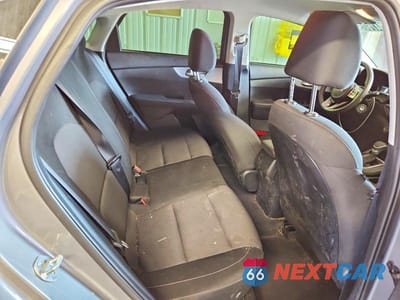 Zdjęcie 10 z 12 samochodu: 2024 KIA FORTE LXS VIN:3KPF24AD4RE840042 - miniatura