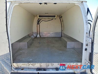 Zdjęcie 11 z 13 samochodu: 2004 FORD E350 REFRIGERATED DELIVERY VAN VIN:1FTSS34LX4HA37573 - miniatura