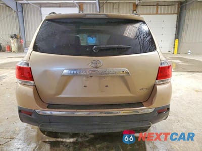 Zdjęcie 6 z 12 samochodu: 2011 TOYOTA HIGHLANDER VIN:5TDDK3EH9BS075355 - miniatura
