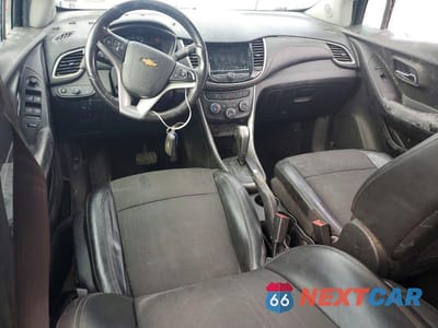 Zdjęcie 8 z 13 samochodu: 2019 CHEVROLET TRAX 1LT VIN:KL7CJPSB7KB830531 - miniatura