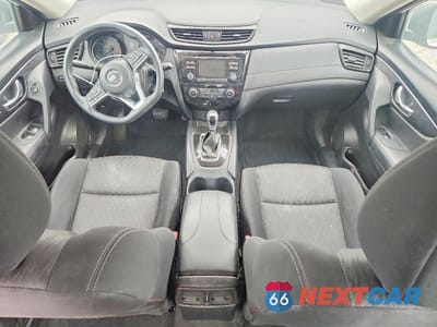 Zdjęcie 8 z 13 samochodu: 2017 NISSAN ROGUE S VIN:KNMAT2MV7HP521622 - miniatura