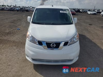 Piąte zdjęcie samochodu w środku: 2015 NISSAN NV200 SV VIN:3N6CM0KN5FK730947 - miniatura