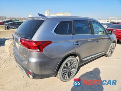 Trzecie zdjęcie samochodu z tyłu: 2020 MITSUBISHI OUTLANDER SE VIN:JA4AZ3A36LZ036113 - miniatura