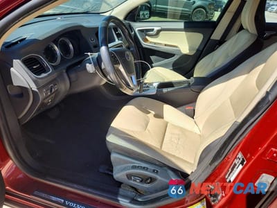 Zdjęcie 7 z 11 samochodu: 2012 VOLVO S60 T5 VIN:YV1622FS8C2091479 - miniatura