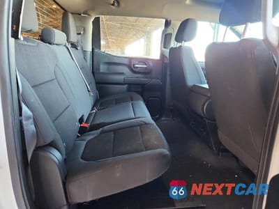 Zdjęcie 10 z 12 samochodu: 2021 CHEVROLET SILVERADO K1500 TRAIL BOSS CUSTOM VIN:1GCPYCEF8MZ239612 - miniatura