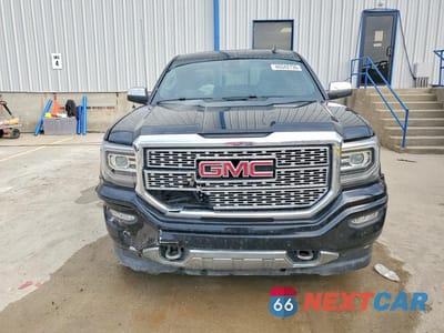 Piąte zdjęcie samochodu w środku: 2017 GMC SIERRA K1500 DENALI VIN:3GTU2PEJ2HG310955 - miniatura