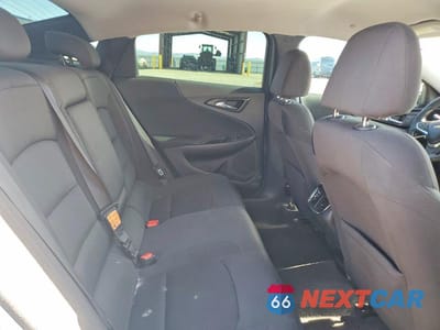 Zdjęcie 10 z 13 samochodu: 2018 CHEVROLET MALIBU LT VIN:1G1ZD5ST9JF102632 - miniatura