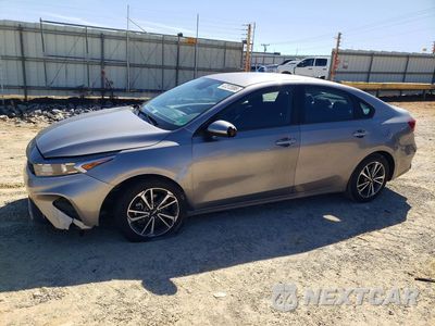 2023 KIA FORTE LXS 3KPF24AD9PE626208 - główne zdjęcie licytacji z USA - miniatura