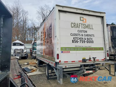 Drugie zdjęcie samochodu z przodu: 2020 ISUZU NPR HD VIN:54DC4W1B1LS800234 - miniatura