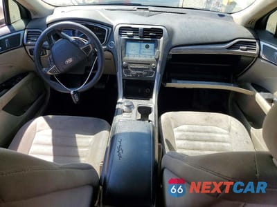 Zdjęcie 8 z 12 samochodu: 2017 FORD FUSION SE VIN:3FA6P0HDXHR293565 - miniatura