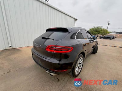 Czwarte zdjęcie samochodu z boku: 2015 PORSCHE MACAN S VIN:WP1AB2A51FLB54338 - miniatura