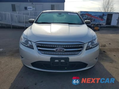 Piąte zdjęcie samochodu w środku: 2011 FORD TAURUS SEL VIN:1FAHP2EWXBG129340 - miniatura