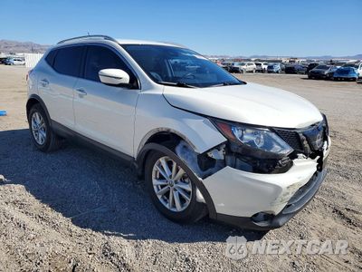 Czwarte zdjęcie samochodu z boku: 2019 NISSAN ROGUE SPORT SV VIN:JN1BJ1CP7KW241822 - miniatura