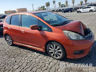 Czwarte zdjęcie samochodu z boku: 2012 HONDA FIT SPORT VIN:JHMGE8H50CC012875 - miniatura