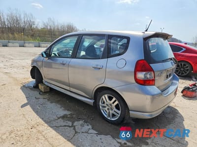 Drugie zdjęcie samochodu z przodu: 2007 HONDA FIT S VIN:JHMGD38697S038398 - miniatura