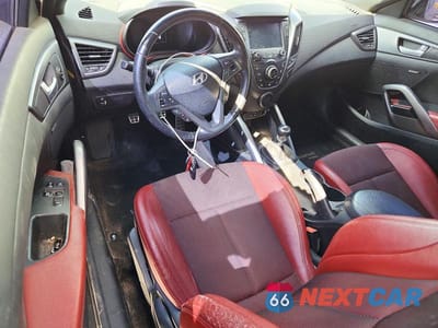 Zdjęcie 8 z 12 samochodu: 2017 HYUNDAI VELOSTER TURBO R-SPEC VIN:KMHTC6AE2HU316016 - miniatura