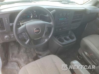 Zdjęcie 8 z 12 samochodu: 2025 GMC SAVANA 2500 CARGO UTILITY / SERVICE VAN VIN:1GTW7AF73S1126480 - miniatura