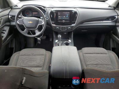 Zdjęcie 8 z 13 samochodu: 2019 CHEVROLET TRAVERSE LS VIN:1GNERFKW7KJ298597 - miniatura