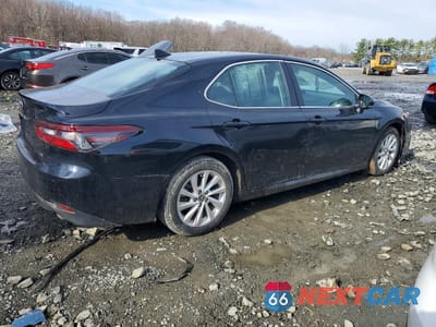 Trzecie zdjęcie samochodu z tyłu: 2024 TOYOTA CAMRY LE VIN:4T1R11AK2RU229226 - miniatura