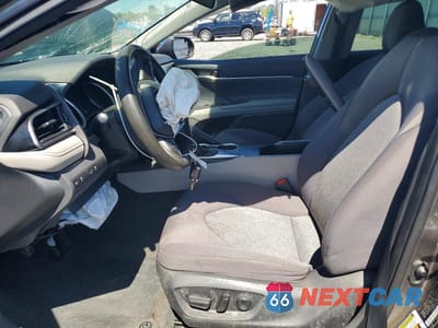 Zdjęcie 7 z 12 samochodu: 2022 TOYOTA CAMRY LE VIN:4T1C11AK7NU047120 - miniatura