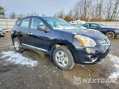 Czwarte zdjęcie samochodu z boku: 2013 NISS ROGUE VIN:JN8AS5MV0DW639410 - miniatura