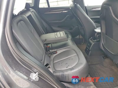 Zdjęcie 11 z 14 samochodu: 2017 BMW X1 XDRIVE28I VIN:WBXHT3C34H5F85185 - miniatura