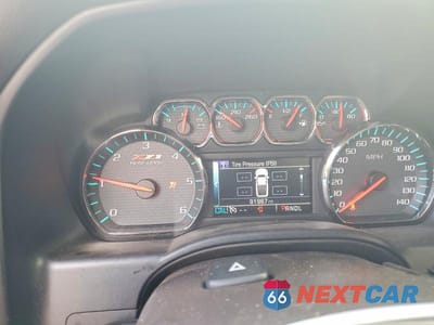 Zdjęcie 9 z 12 samochodu: 2017 CHEVROLET SILVERADO K1500 LT VIN:3GCUKREC6HG298113 - miniatura