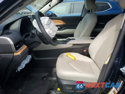 Zdjęcie 7 z 13 samochodu: 2025 TOYOTA GRAND HIGHLANDER LIMITED VIN:5TDAAAB5XSS070539 - miniatura