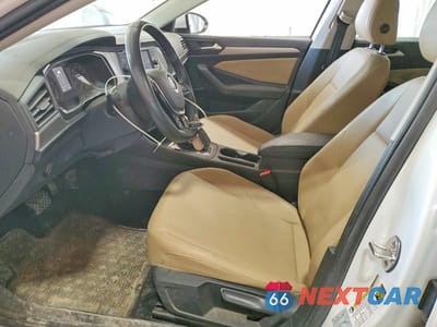 Zdjęcie 7 z 12 samochodu: 2019 VOLKSWAGEN JETTA S VIN:3VWC57BU8KM009968 - miniatura