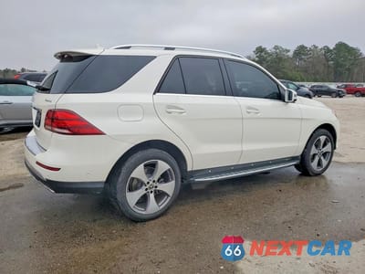 Trzecie zdjęcie samochodu z tyłu: 2019 MERCEDES-BENZ GLE 400 4MATIC VIN:4JGDA5GBXKB213060 - miniatura