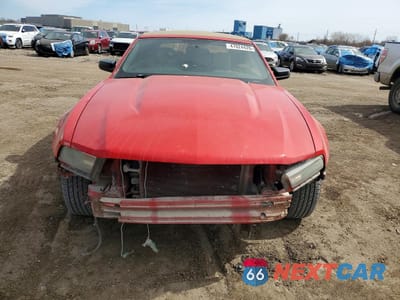 Piąte zdjęcie samochodu w środku: 2010 FORD MUSTANG VIN:1ZVBP8EN9A5116662 - miniatura