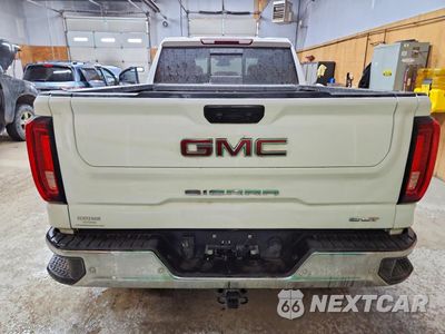 Zdjęcie 6 z 13 samochodu: 2026 GMC SIERRA K1500 SLT VIN:3GTUUDE8XTG245111 - miniatura