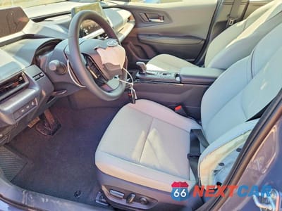 Zdjęcie 7 z 12 samochodu: 2026 TOYOTA PRIUS XLE VIN:JTDACAAU9T3074944 - miniatura