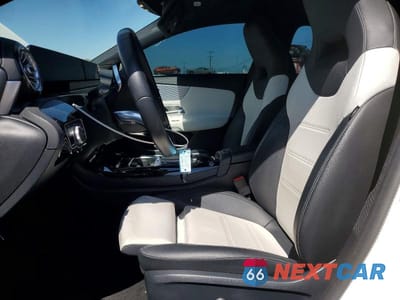 Zdjęcie 7 z 11 samochodu: 2021 MERCEDES BENZ CLA 45 AMG VIN:W1K5J5DBXMN131401 - miniatura