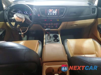 Zdjęcie 8 z 13 samochodu: 2017 KIA SEDONA LX VIN:KNDMB5C14H6329063 - miniatura