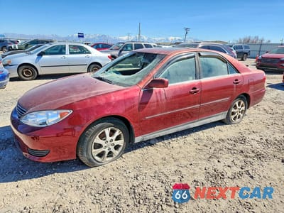 2005 TOYOTA CAMRY XLE V6 JTDBF30KX50166317 - główne zdjęcie licytacji z USA - miniatura
