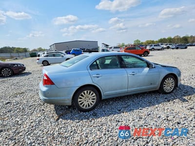 Trzecie zdjęcie samochodu z tyłu: 2010 FORD FUSION HYBRID VIN:3FADP0L37AR312651 - miniatura