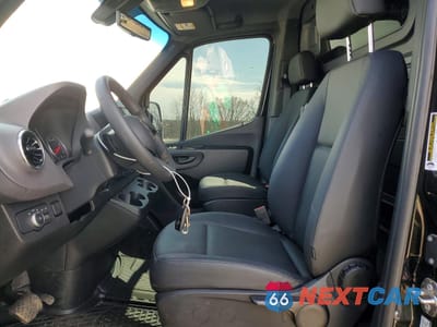 Zdjęcie 7 z 13 samochodu: 2025 MERCEDES-BENZ SPRINTER VIN:W1Y4NBHY9ST227077 - miniatura