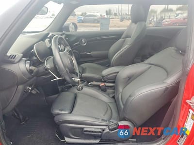 Zdjęcie 7 z 11 samochodu: 2022 MINI COOPER S VIN:WMW53DH08N2P80119 - miniatura