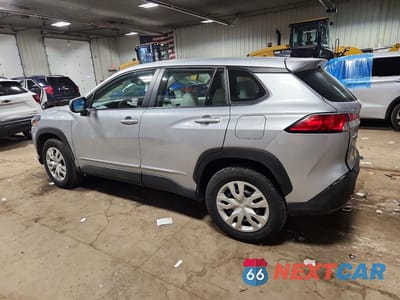 Drugie zdjęcie samochodu z przodu: 2023 TOYOTA COROLLA CROSS L VIN:7MUAAABGXPV051052 - miniatura