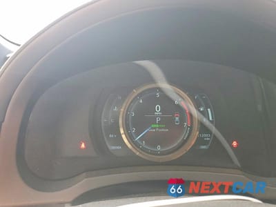 Zdjęcie 9 z 11 samochodu: 2016 LEXUS IS 200T BASE VIN:JTHBA1D23G5005647 - miniatura