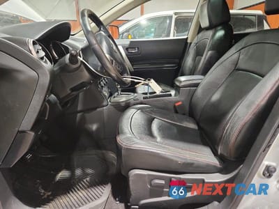 Zdjęcie 7 z 12 samochodu: 2010 NISSAN ROGUE S VIN:JN8AS5MV8AW605890 - miniatura