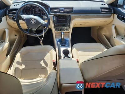 Zdjęcie 8 z 12 samochodu: 2018 VOLKSWAGEN PASSAT SE VIN:1VWBA7A39JC043109 - miniatura