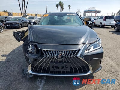 Piąte zdjęcie samochodu w środku: 2024 LEXUS ES 350 BASE VIN:58ACZ1B11RU183014 - miniatura