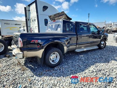 Trzecie zdjęcie samochodu z tyłu: 2006 FORD F350 SUPER DUTY VIN:1FTWW33P96EC20705 - miniatura