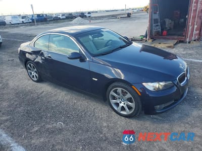 Czwarte zdjęcie samochodu z boku: 2008 BMW 335 I VIN:WBAWL73528PX54776 - miniatura