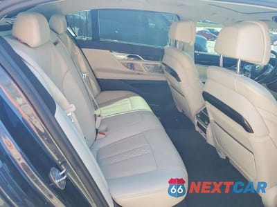 Zdjęcie 10 z 12 samochodu: 2020 BMW 740 XI VIN:WBA7T4C0XLGF97081 - miniatura