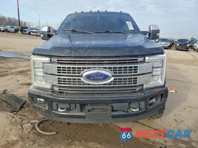 Piąte zdjęcie samochodu w środku: 2017 FORD F350 SUPER DUTY VIN:1FT7W3BT4HEB18458 - miniatura